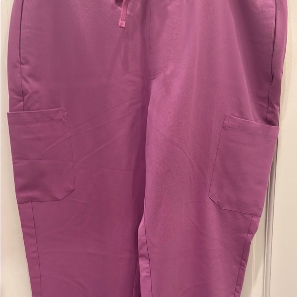 Mandala Jogger Scrubs - Picture 3 of 6